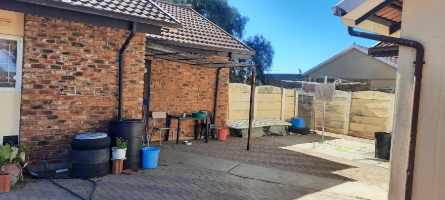 3 Bedroom Property for Sale in Odendaalsrus Free State